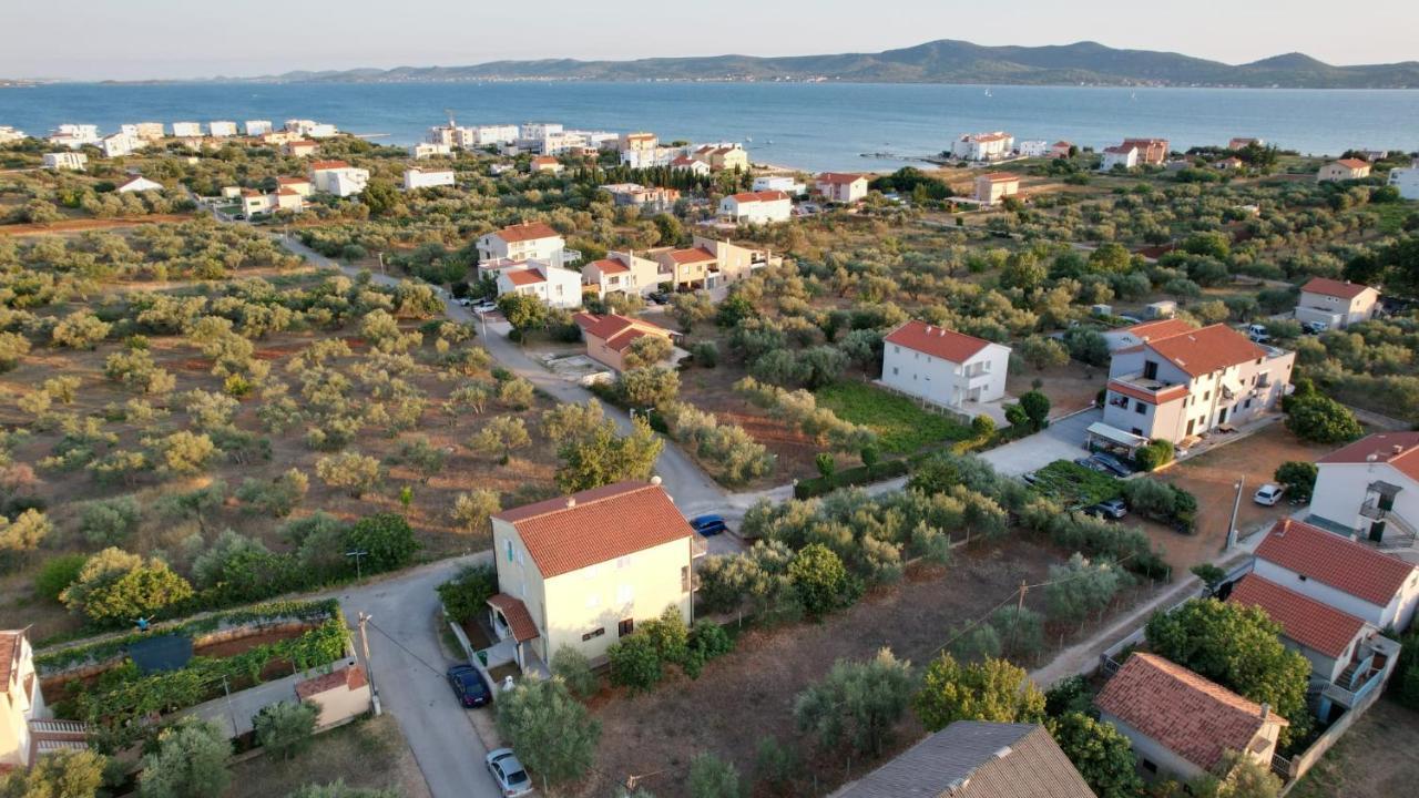 Apartments Antonija Sukošan Eksteriør bilde