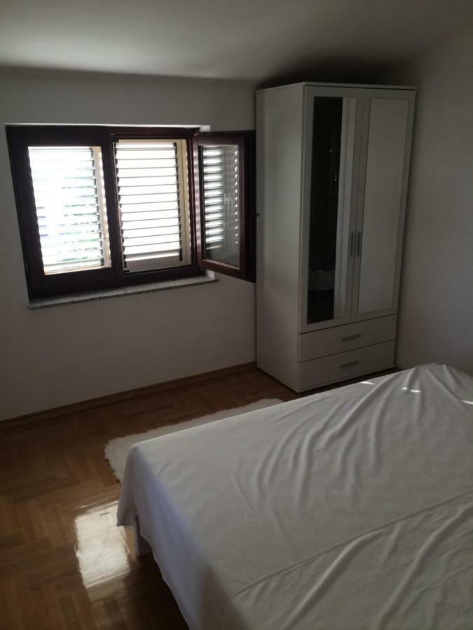 Apartments Antonija Sukošan Eksteriør bilde