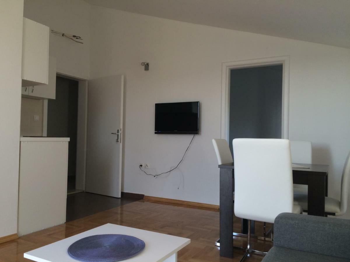 Apartments Antonija Sukošan Eksteriør bilde