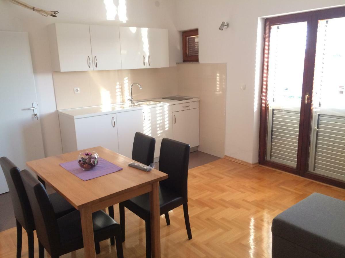 Apartments Antonija Sukošan Eksteriør bilde