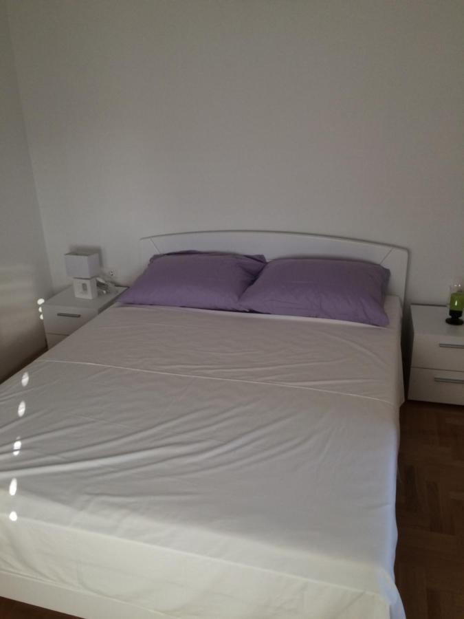 Apartments Antonija Sukošan Eksteriør bilde